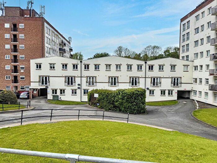 2 Bedroom Flat To Rent In Claymond Court, Norton, Stockton-On-Tees, TS20