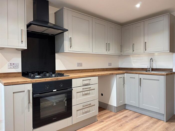 2 Bedroom Flat To Rent In Keightley Road, New Parks, Leicester, LE3