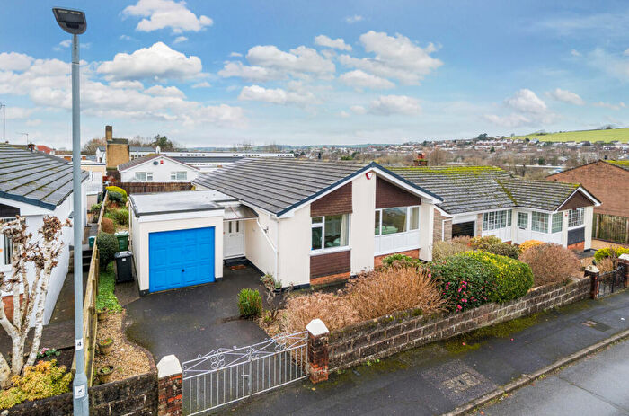 3 Bedroom Bungalow For Sale In Merrylees Drive, Barnstaple, Devon, EX32