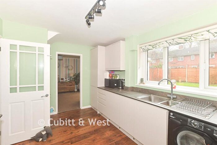 3 Bedroom Terraced House For Sale In Forest View, Crawley, West Sussex, RH10