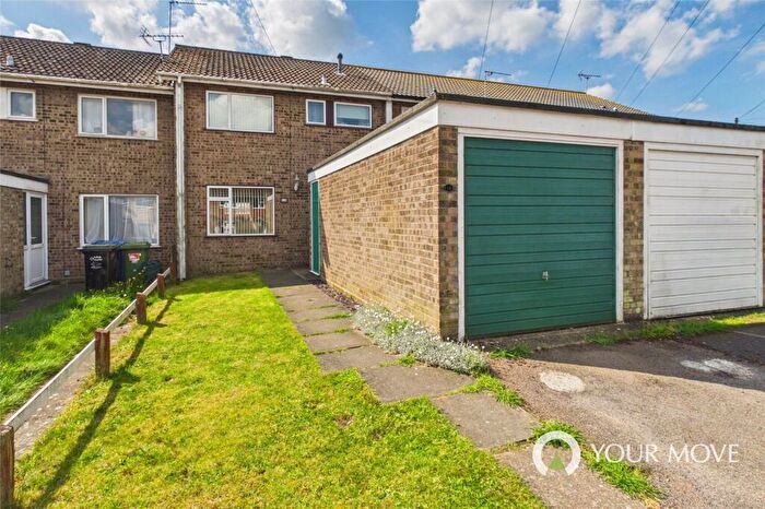 3 Bedroom Terraced House For Sale In Fairfax Court, Beccles, Suffolk, NR34