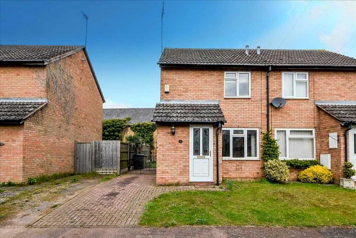 2 Bedroom Semi-Detached House To Rent In Alington Close, Finedon, NN9