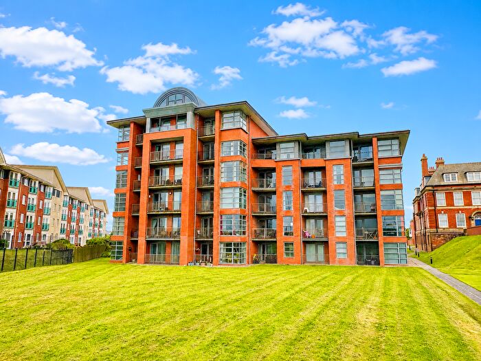 1 Bedroom Flat For Sale In Admiral Heights, Queens Promenade, Bispham, FY2