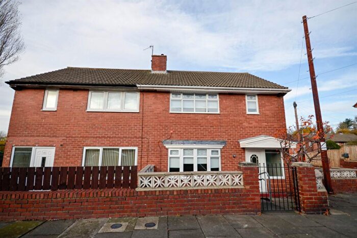 2 Bedroom Semi Detached House To Rent In Gosforth Terrace, Pelaw, NE10