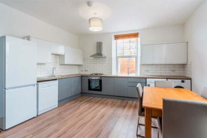 4 Bedroom Maisonette To Rent In &#;pppw - Heaton Road, Heaton, Newcastle Upon Tyne, NE6