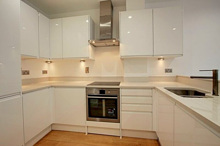 2 Bedroom Apartment To Rent In Lawrence House -, River Front, Enfield, Middlesex, EN1