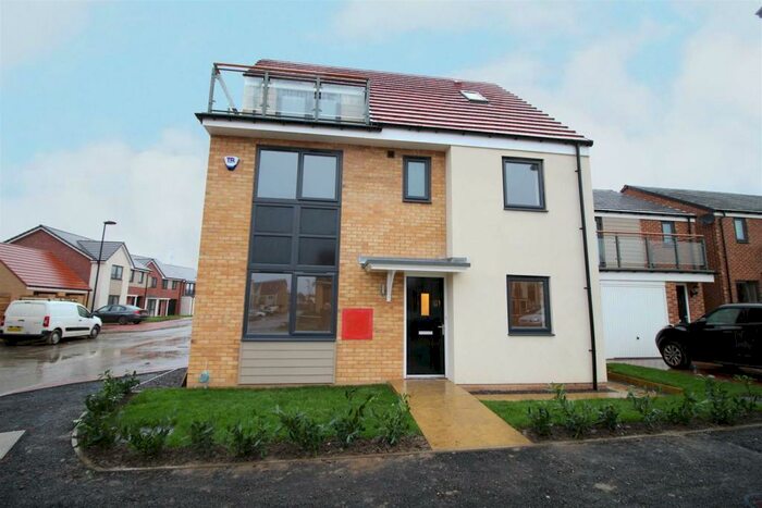 5 Bedroom Detached House To Rent In Maynard Street, Brunton Grange, Newcastle Upon Tyne, NE13