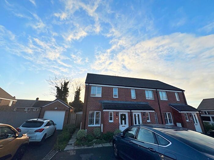 2 Bedroom End Terrace House For Sale In Rhodfa Bryn Castell, Bridgend, CF31