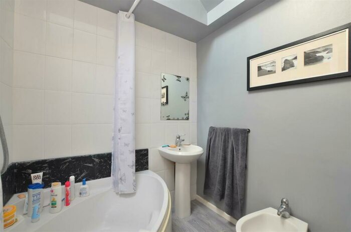 5 Bedroom House To Rent In Primula Drive, Norwich, NR4
