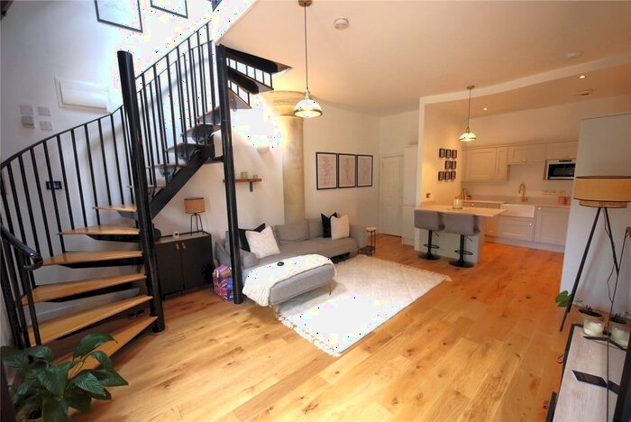 1 Bedroom Flat To Rent In St Raphaels Place, Pastoral Way, Brentwood, CM14