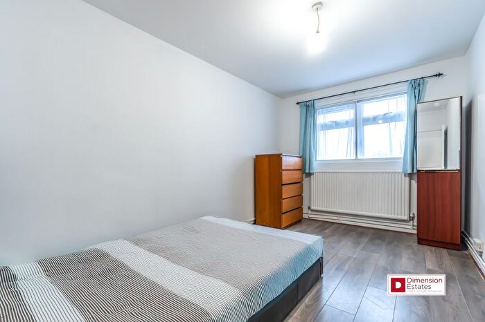2 Bedroom Flat To Rent In Bonner Road, Bethnal Green, London, E2