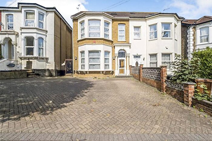 6 Bedroom Semi-Detached House For Sale In Fairlop Road, London, E11