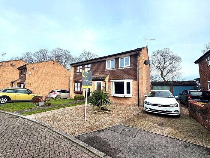 2 Bedroom Semi-Detached House To Rent In Barrington Crescent, Birchington, CT7