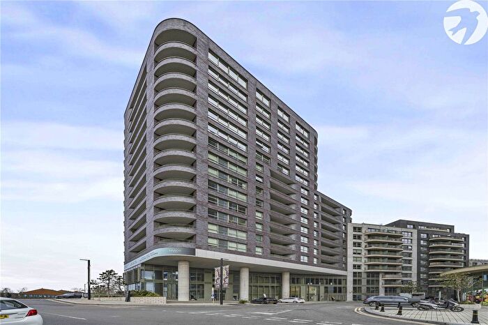 2 Bedroom Flat For Sale In Union Way, London, NW10