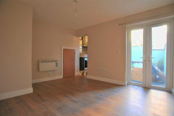 1 Bedroom Flat To Rent In Cambridge Street, Totterdown, Bristol BS3