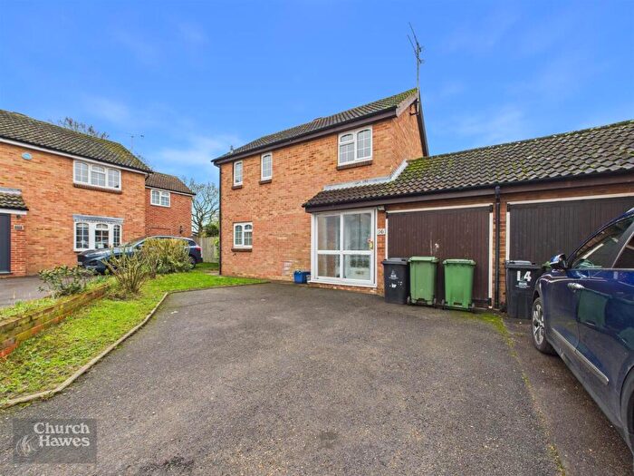 3 Bedroom Link Detached House For Sale In Ramsey Close, Heybridge, CM9