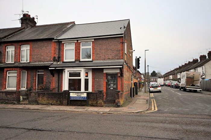 1 Bedroom Flat To Rent In Leavesden Road, Watford, WD24