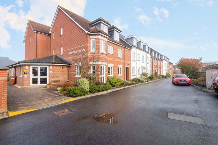 1 Bedroom Flat To Rent In Mottisfont Lodge, Romsey, SO51