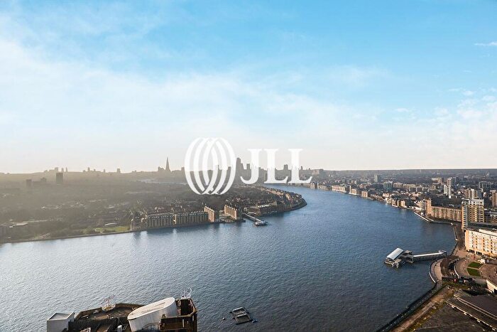 2 Bedroom Flat To Rent In Landmark Pinnacle, Marsh Wall, E14