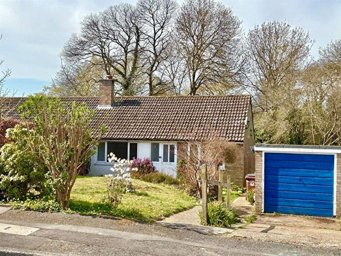 2 Bedroom Semi-Detached Bungalow To Rent In Leslie Crescent, Tenterden, TN30