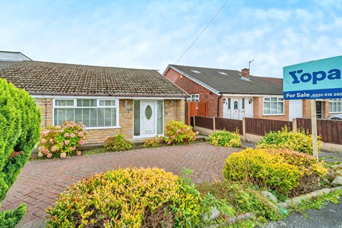 2 Bedroom Semi-Detached Bungalow For Sale In Camborne Road, Burtonwood, Warrington, WA5