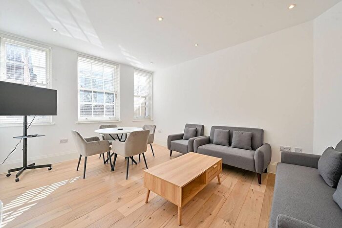 3 Bedroom Flat To Rent In Uxbridge Road, Hanwell, W7