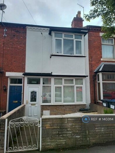 3 Bedroom Terraced House To Rent In Gordon Road, Birmingham, B17
