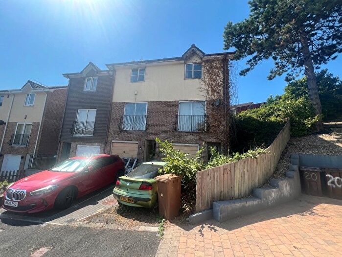 2 Bedroom End Terrace House For Sale In Bramble Close, Plymouth, Devon, PL3