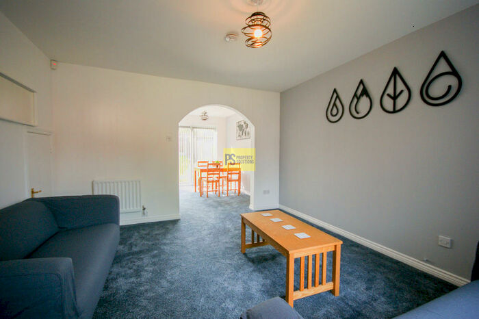 6 Bedroom Terraced House To Rent In Umberslade Road, Selly Oak - Student Property, B29