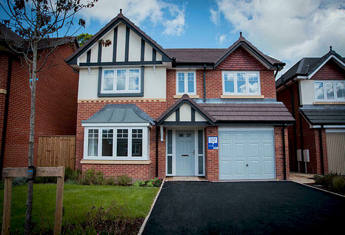 4 Bedroom Detached House For Sale In Garstang Road East, Poulton-Le-Fylde, FY6