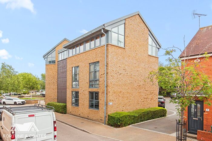 2 Bedroom Maisonette For Sale In Soper Square, Newhall, Harlow, CM17