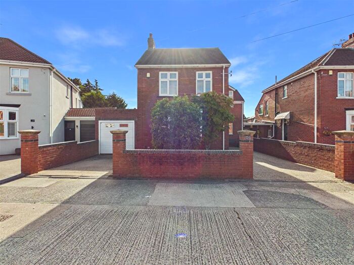 3 Bedroom Detached House For Sale In Chester Gardens, South Shields, NE34