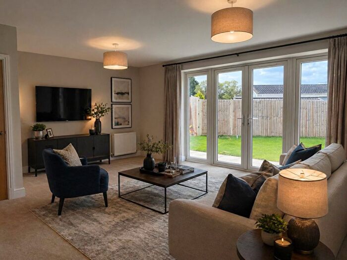 4 Bedroom Detached House For Sale In Warmwell Road, Crossways, Dorchester, DT2