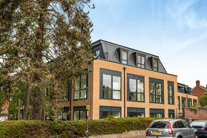 1 Bedroom Apartment To Rent In Belmont Road, Maidenhead, SL6