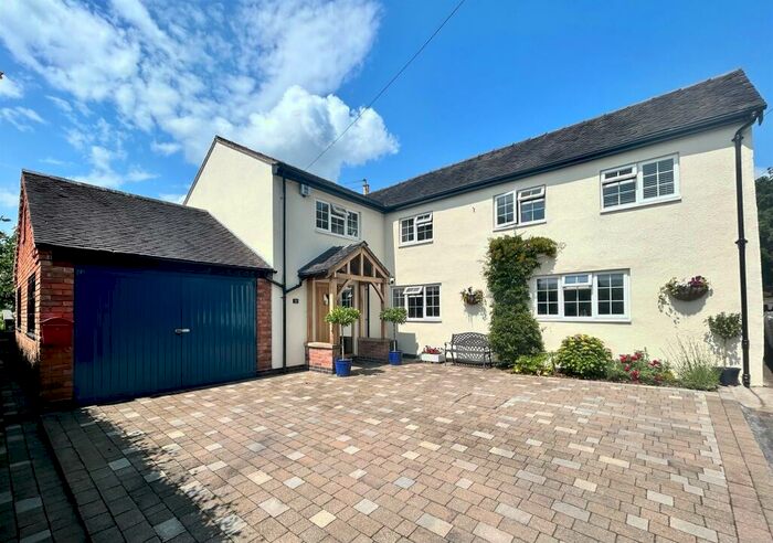 4 Bedroom Link Detached House For Sale In Melbourne Lane, Breedon-On-The-Hill, Derby, DE73