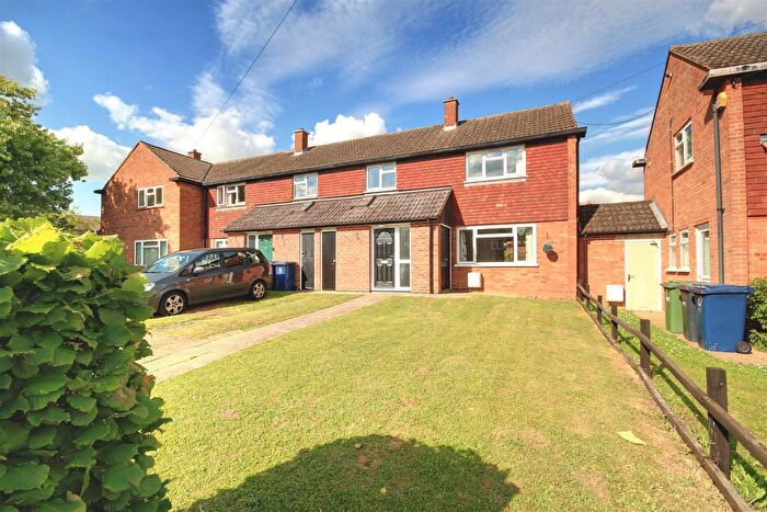 3 Bedroom End Of Terrace House To Rent In Churchill Avenue, Wyton, Huntingdon, PE28