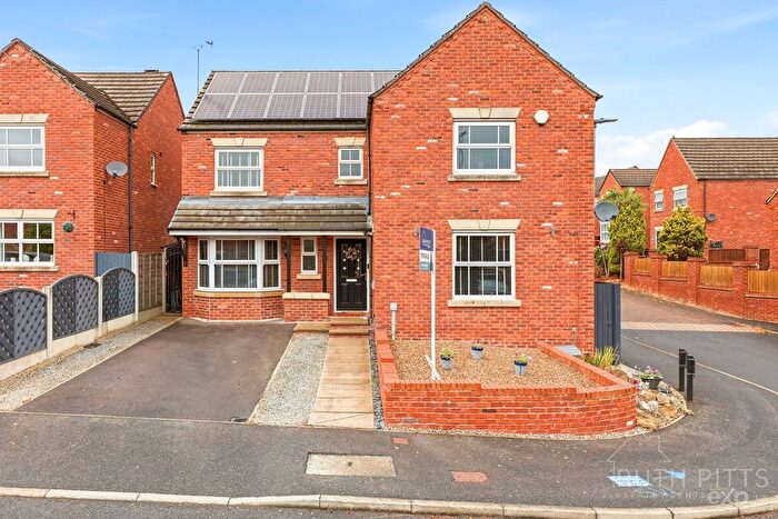 5 Bedroom Detached House For Sale In Longworth Road, Hemsworth, WF9