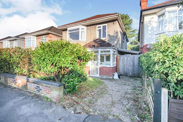 5 Bedroom Property To Rent In Grafton Road, Bournemouth, BH3