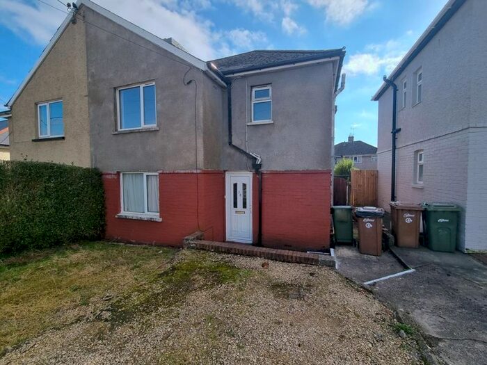3 Bedroom Semi-Detached House To Rent In The Crescent, Caerphilly, CF83