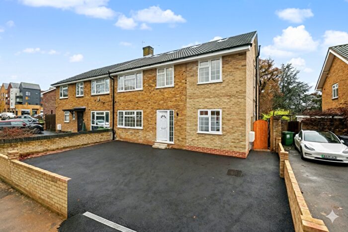 3 Bedroom Apartment For Sale In Wallis Avenue, Maidstone, ME15