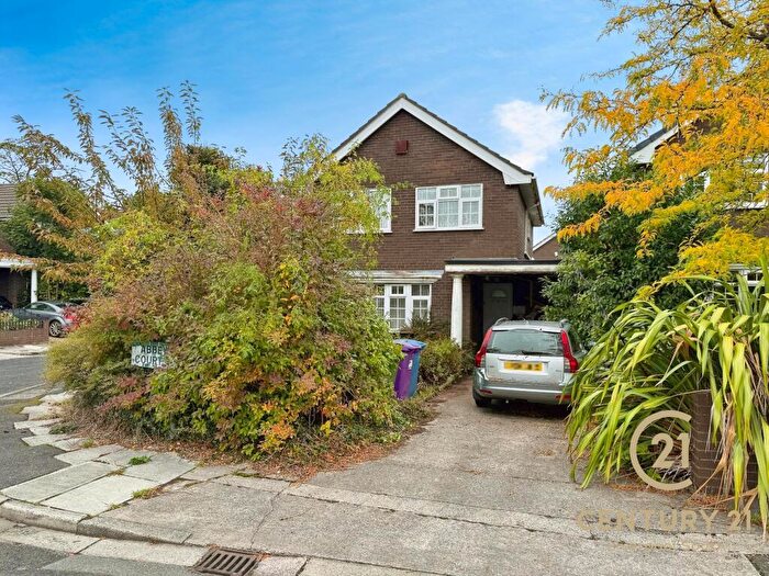 4 Bedroom Detached House For Sale In Abbey Court, Woolton, Liverpool, L25
