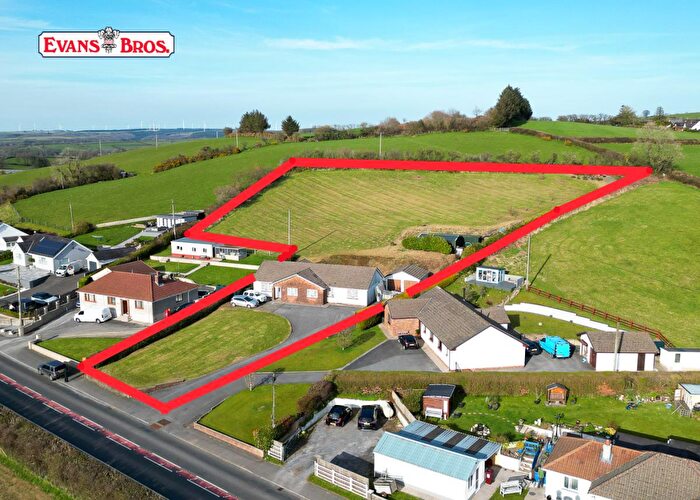 5 Bedroom Smallholding For Sale In Lampeter Road, Rhydargaeau, Carmarthen, SA32