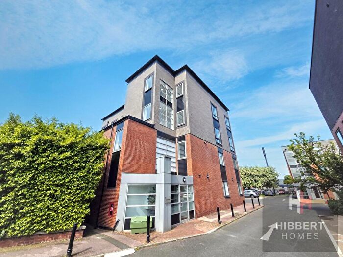 2 Bedroom Apartment For Sale In Windsor Apartments, Crossford Court, Dane Road, Sale, M33