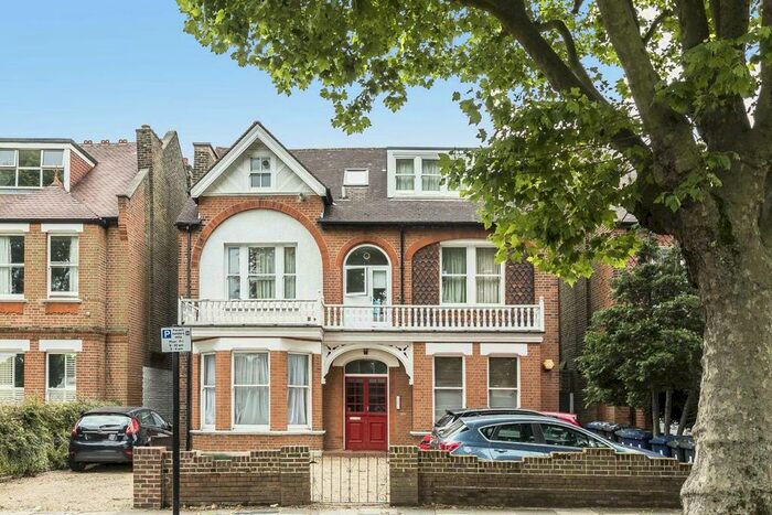 2 Bedroom Flat To Rent In Woodville Gardens, London, W5