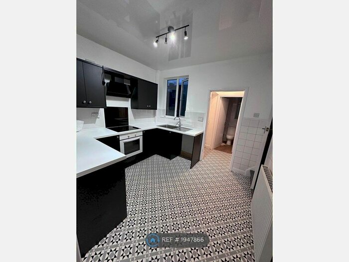 3 Bedroom Terraced House To Rent In Rhyl Street, Featherstone, Pontefract, WF7