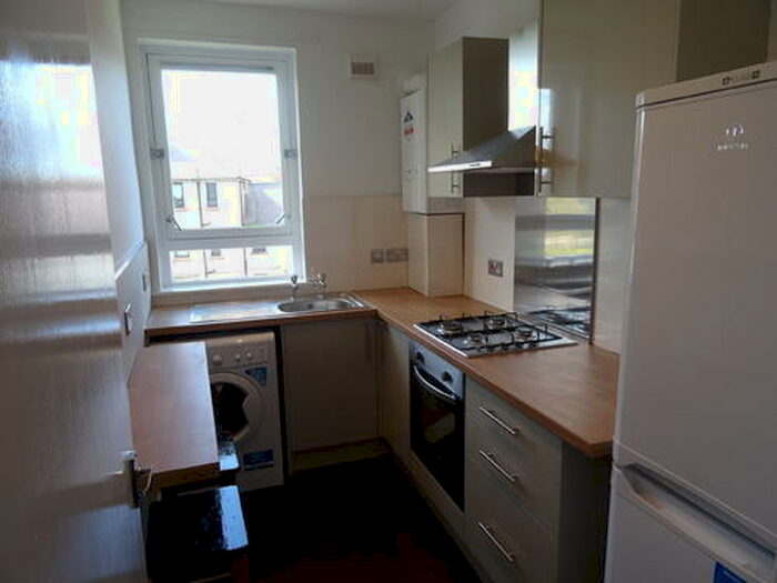 1 Bedroom Flat To Rent In Loganlea Terrace, Edinburgh, EH7