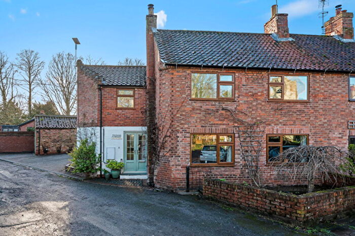 3 Bedroom Semi-Detached House For Sale In Peppers Cottage, Caunton, NG23