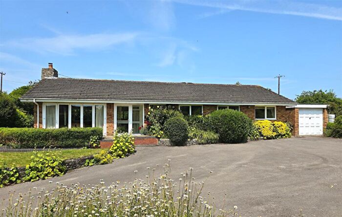 4 Bedroom Detached Bungalow For Sale In Cuxham, Watlington, OX49