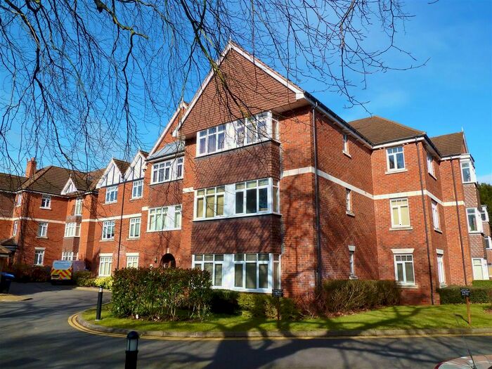 2 Bedroom Flat To Rent In Wake Green Road, Moseley, Birmingham, B13