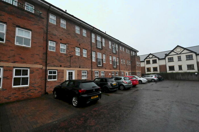 2 Bedroom Flat To Rent In Sandringham Court, DH3